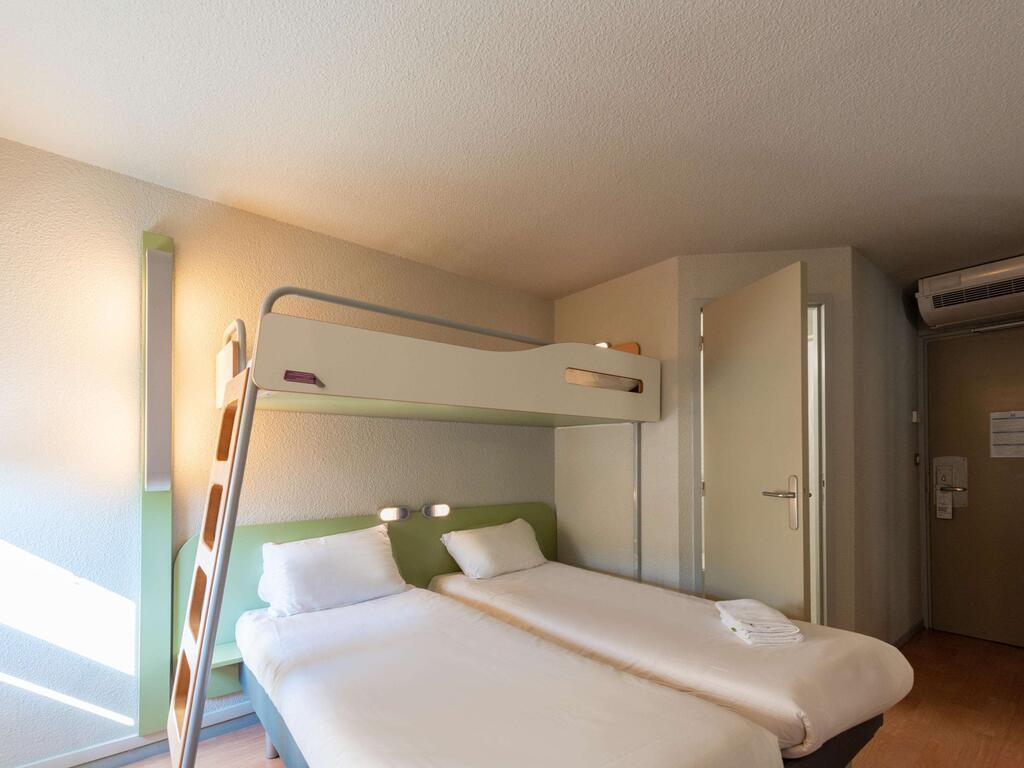 Ibis Budget Avignon Nord Le Pontet  Bagian luar foto